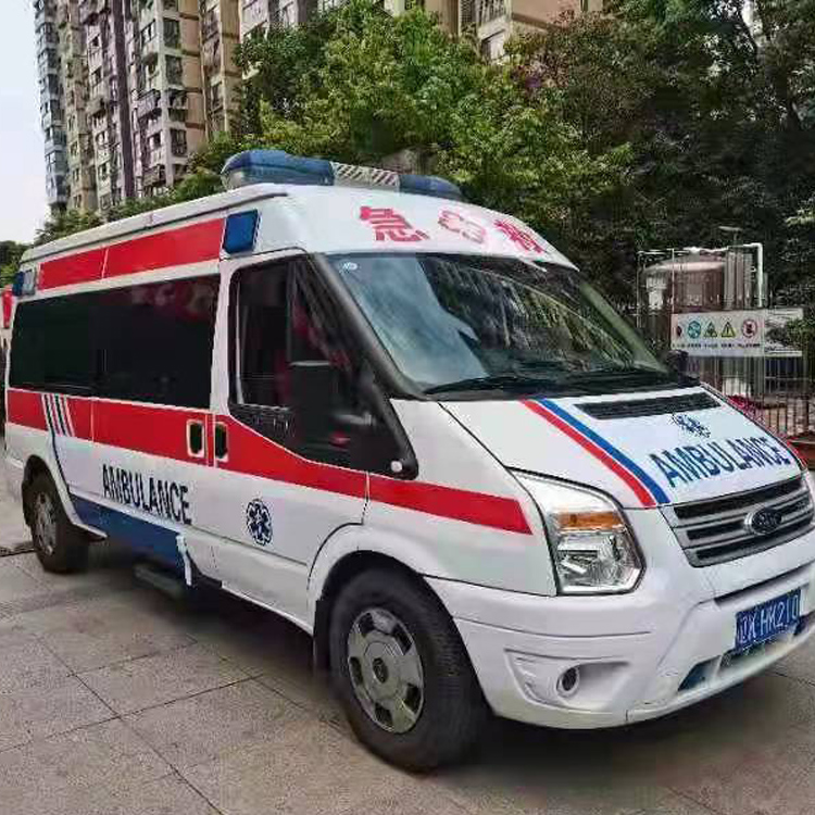 瑞丽长途救护车护送病人返乡